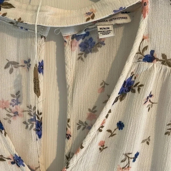 AMERICAN Eagle Floral Blouse long sleeve lightweight - Picture 4 of 9